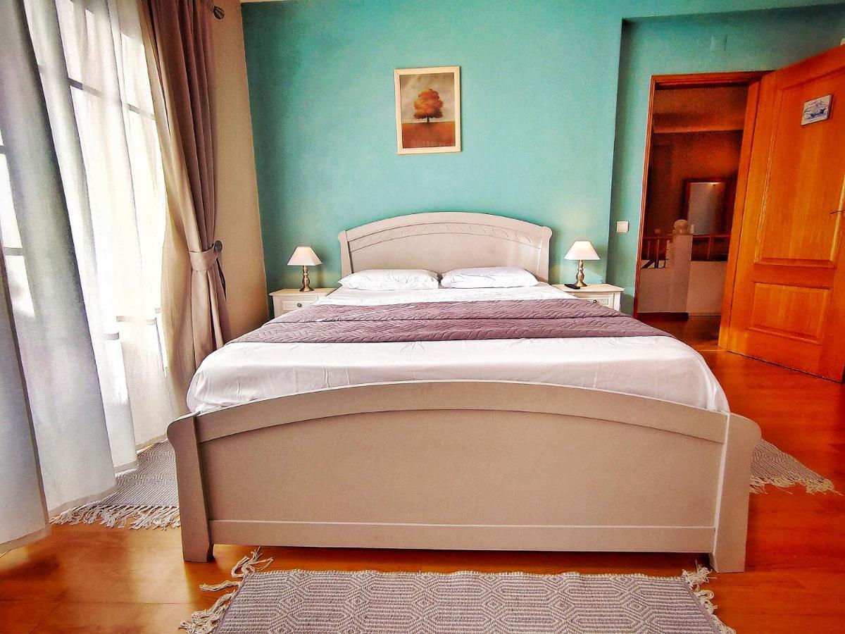 Villa Shardana B&B Sesimbra Exterior photo